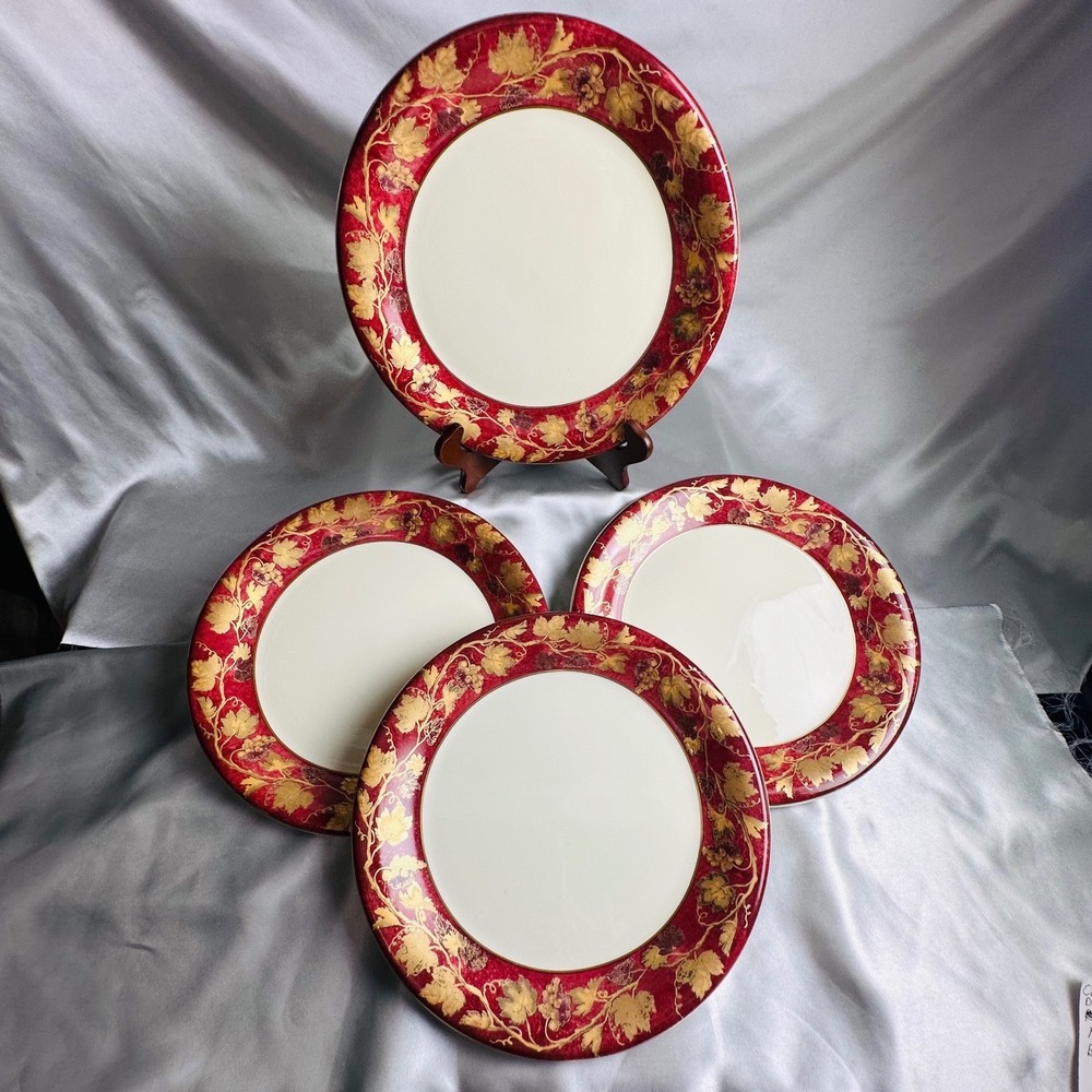 Crate & Barrel Volante Burgundy Gold Grape Dinner Plates Set of 4 Made in Italy